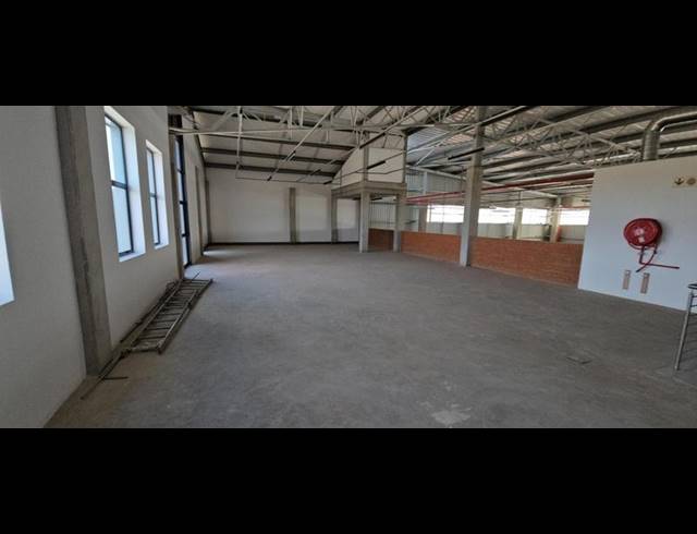 INDUSTRIAL PROPERTY TO RENT IN LONGLAKE